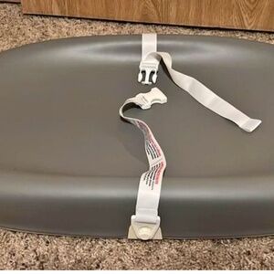 Hatch scale and changing pad